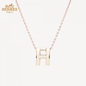 HERMES エルメス ネックレス クラシック 楕円形 ペンダント 人気