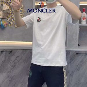 MONCLER モンクレール コットン Tシャツ クルーネック 半袖 胸 ロゴ 4色