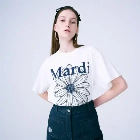 mardi mercredi 公式 夏のクールな攻略、FLOWER Tシャツ。